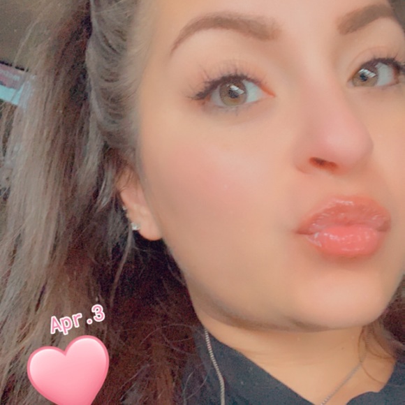 Meet your Posher, Samantha - Picture 2 of 2